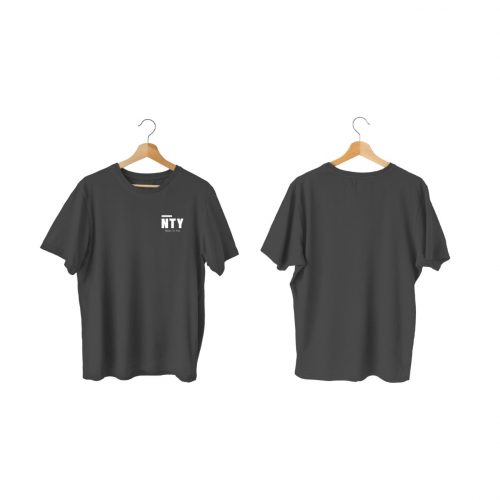 Camiseta negra NTY. Producto de la tienda online.