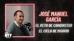 Portada del podcast NTY Jose Manuel García. Aparece un cassette con los colores de News To You y el nombre del invitado y título del podcast en neón.
